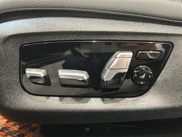 5シリーズ M550i xDrive 電動ガラス・サンルーフ(チルト&スライド、コンフォート・オープン/クローズ機能付)☆360°カメラシステム シートヒーター(前席)ベンチレーション(前席)アクティブクルーズコントロール(14枚目)