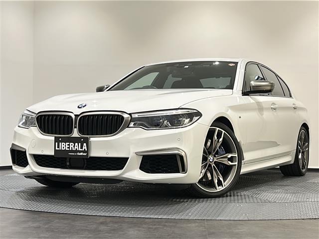 5シリーズ M550i xDrive 電動ガラス・サンルーフ(チルト&スライド、コンフォート・オープン/クローズ機能付)☆360°カメラシステム シートヒーター(前席)ベンチレーション(前席)アクティブクルーズコントロール(30枚目)