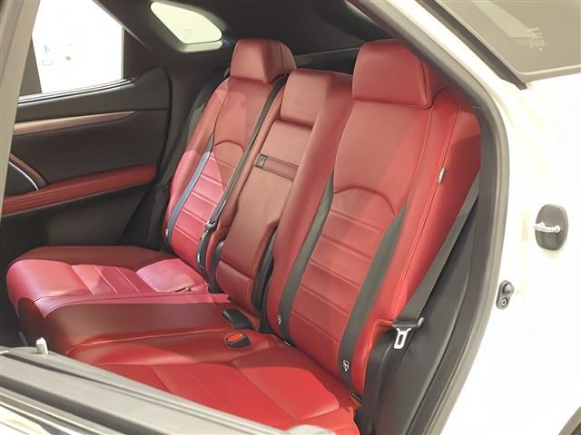 ＲＸ ＲＸ３００　Ｆスポーツ　ＬｅｘｕｓＳａｆｅｔｙＳｙｓｔｅｍ＋　アダプティブクルーズコントロール　レーンキピングアシスト　・ブラインドスポットモニター　ベンチレーション　シートヒーター　ステアリングヒーター（4枚目）