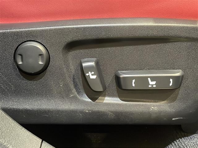 ＲＸ ＲＸ３００　Ｆスポーツ　ＬｅｘｕｓＳａｆｅｔｙＳｙｓｔｅｍ＋　アダプティブクルーズコントロール　レーンキピングアシスト　・ブラインドスポットモニター　ベンチレーション　シートヒーター　ステアリングヒーター（10枚目）