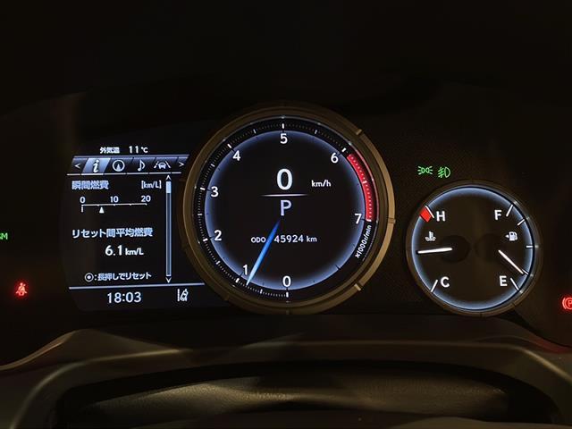 ＲＸ ＲＸ３００　Ｆスポーツ　ＬｅｘｕｓＳａｆｅｔｙＳｙｓｔｅｍ＋　アダプティブクルーズコントロール　レーンキピングアシスト　・ブラインドスポットモニター　ベンチレーション　シートヒーター　ステアリングヒーター（12枚目）