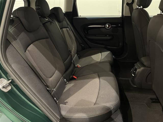 ＭＩＮＩ クーパーＤ　クラブマン　ＰＥＰＰＥＲ　パッケージ　リア・ビュー・カメラ　フロント＆　リアＰＤＣ　パーキング・アシスト・パッケージ　アクティブ・クルーズ・コントロール　純正ナビ　Ｂｌｕｅｔｏｏｔｈ　ドライブレコーダー（4枚目）