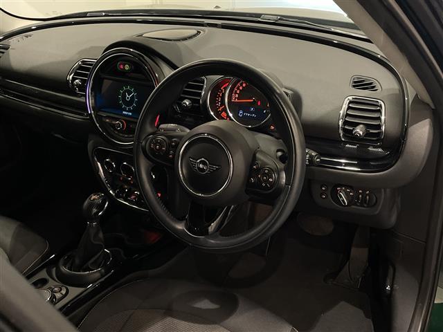 ＭＩＮＩ クーパーＤ　クラブマン　ＰＥＰＰＥＲ　パッケージ　リア・ビュー・カメラ　フロント＆　リアＰＤＣ　パーキング・アシスト・パッケージ　アクティブ・クルーズ・コントロール　純正ナビ　Ｂｌｕｅｔｏｏｔｈ　ドライブレコーダー（8枚目）