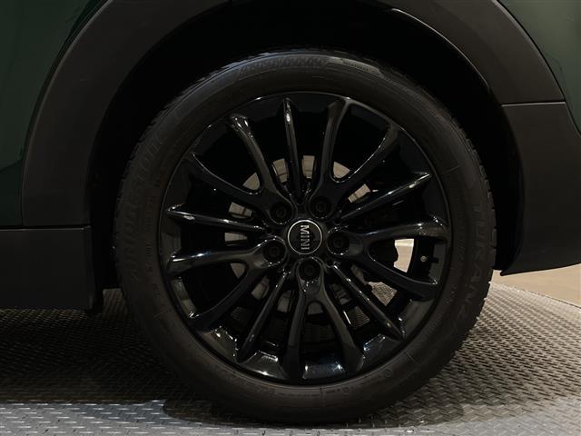 ＭＩＮＩ クーパーＤ　クラブマン　ＰＥＰＰＥＲ　パッケージ　リア・ビュー・カメラ　フロント＆　リアＰＤＣ　パーキング・アシスト・パッケージ　アクティブ・クルーズ・コントロール　純正ナビ　Ｂｌｕｅｔｏｏｔｈ　ドライブレコーダー（39枚目）