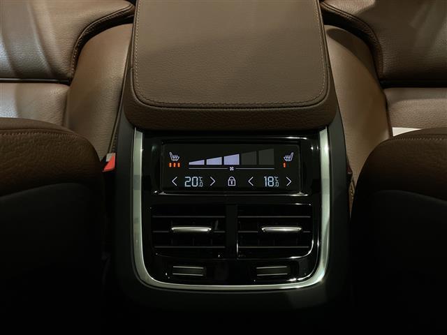 コンセプトは【五感で較べる】。お気軽にスタッフにお尋ね下さい！！