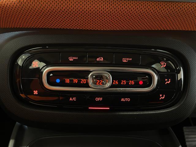 スマートフォーフォー パッション クルーズコントロール レーンキーピングアシスト 衝突軽減装置 パークアシスト アイドリングストップ 純正15インチAW プライバシーガラス スペアキー(8枚目)