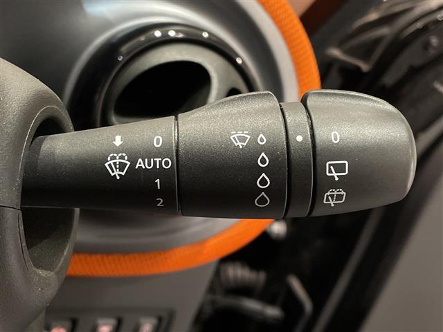 スマートフォーフォー パッション クルーズコントロール レーンキーピングアシスト 衝突軽減装置 パークアシスト アイドリングストップ 純正15インチAW プライバシーガラス スペアキー(10枚目)