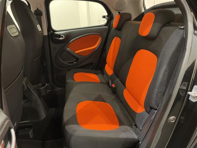 スマートフォーフォー パッション クルーズコントロール レーンキーピングアシスト 衝突軽減装置 パークアシスト アイドリングストップ 純正15インチAW プライバシーガラス スペアキー(19枚目)