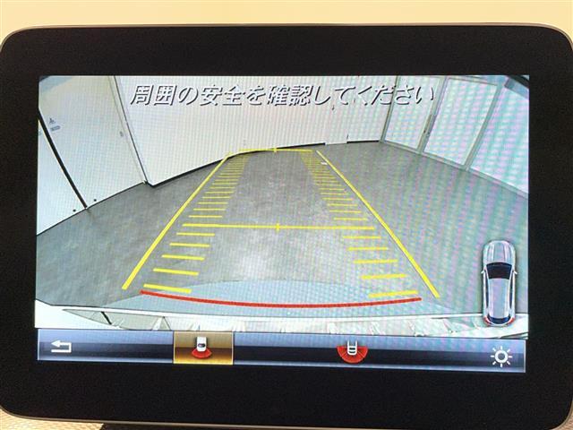 GLAクラス GLA220 4マチック レーダーセーフティパッケージ ブラインドスポットアシスト アクティブディスタンスアシスト レーンキーピングアシスト 本革シート アンビエントライト HDDナビゲーションシステム TV(12枚目)