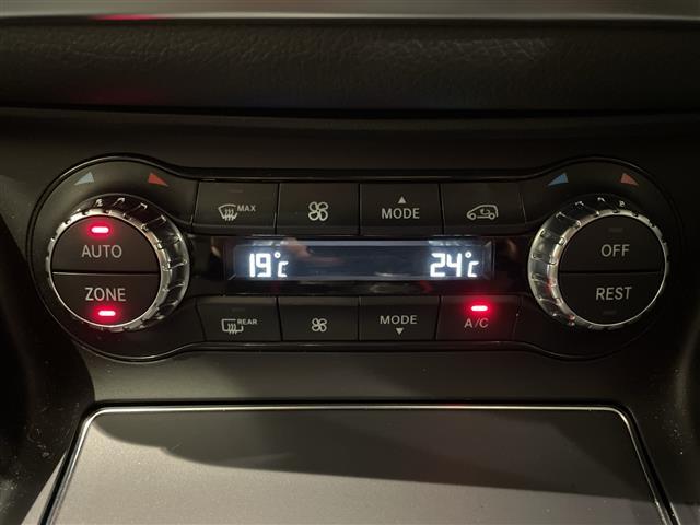 GLAクラス GLA220 4マチック レーダーセーフティパッケージ ブラインドスポットアシスト アクティブディスタンスアシスト レーンキーピングアシスト 本革シート アンビエントライト HDDナビゲーションシステム TV(21枚目)