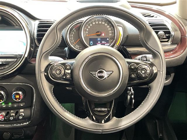 MINI クーパーS クラブマン オール4 MiniYoursレザーラウンジカーボンブラックシート アダプティブクルーズコントロール レーンキピングアシスト リア・ビュー・カメラ MINIドライビング・モード(11枚目)