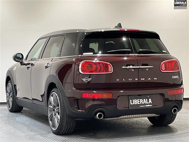 MINI クーパーS クラブマン オール4 MiniYoursレザーラウンジカーボンブラックシート アダプティブクルーズコントロール レーンキピングアシスト リア・ビュー・カメラ MINIドライビング・モード(35枚目)