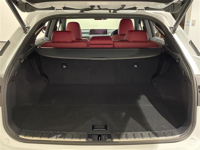 RX RX450h Fスポーツ TRDエアロ(F.S.R)TRDマフラー TRD鍛造22インチAW LexusSafetySystem+ 三眼フルLEDヘッドランプ、LEDシーケンシャルシグナルランプ ハンズフリーパワーバックドア(2枚目)