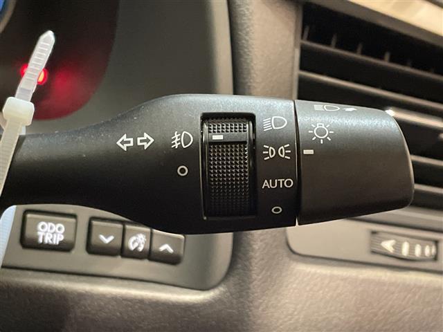 RX RX450h Fスポーツ TRDエアロ(F.S.R)TRDマフラー TRD鍛造22インチAW LexusSafetySystem+ 三眼フルLEDヘッドランプ、LEDシーケンシャルシグナルランプ ハンズフリーパワーバックドア(19枚目)