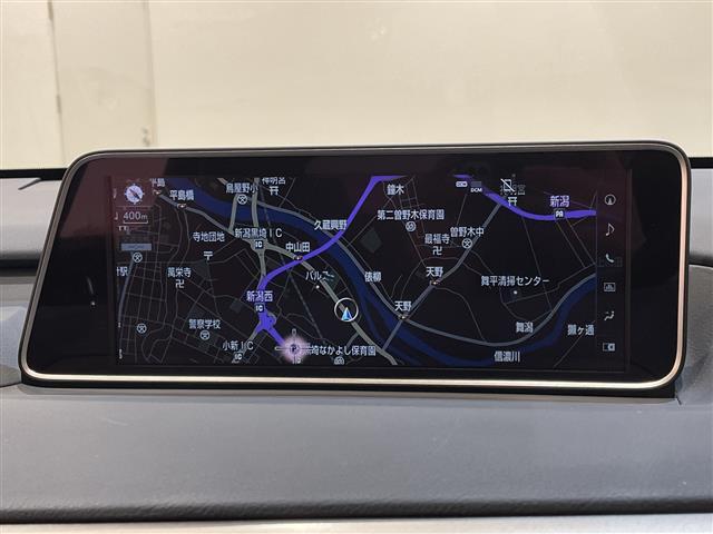 RX RX450h Fスポーツ TRDエアロ(F.S.R)TRDマフラー TRD鍛造22インチAW LexusSafetySystem+ 三眼フルLEDヘッドランプ、LEDシーケンシャルシグナルランプ ハンズフリーパワーバックドア(21枚目)