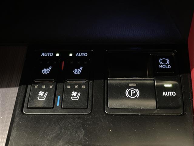 RX RX450h Fスポーツ TRDエアロ(F.S.R)TRDマフラー TRD鍛造22インチAW LexusSafetySystem+ 三眼フルLEDヘッドランプ、LEDシーケンシャルシグナルランプ ハンズフリーパワーバックドア(24枚目)