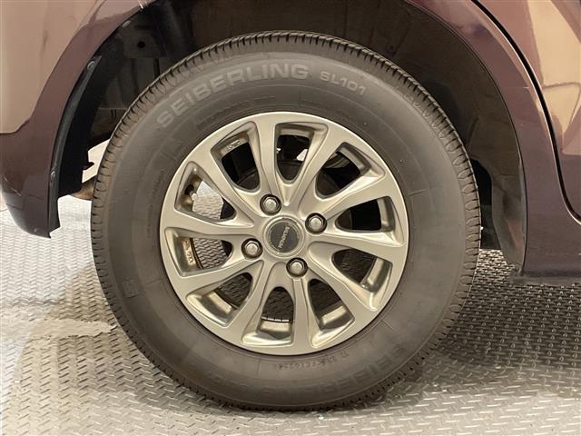 パッソ Ｘ　クツロギ　アイドリングストップ．Ｂｌｕｅｔｏｏｔｈ．ＡＢＳ．ＣＤ／ＣＤチェンジャー．ＡＵＸ．ワンセグＴＶ．ベンチシート．ＳＤナビ．前後ドライブレコーダー．横滑り防止装置．Ｗエアバッグ．純正アルミホイール（40枚目）