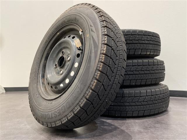 パッソ Ｘ　クツロギ　アイドリングストップ．Ｂｌｕｅｔｏｏｔｈ．ＡＢＳ．ＣＤ／ＣＤチェンジャー．ＡＵＸ．ワンセグＴＶ．ベンチシート．ＳＤナビ．前後ドライブレコーダー．横滑り防止装置．Ｗエアバッグ．純正アルミホイール（41枚目）