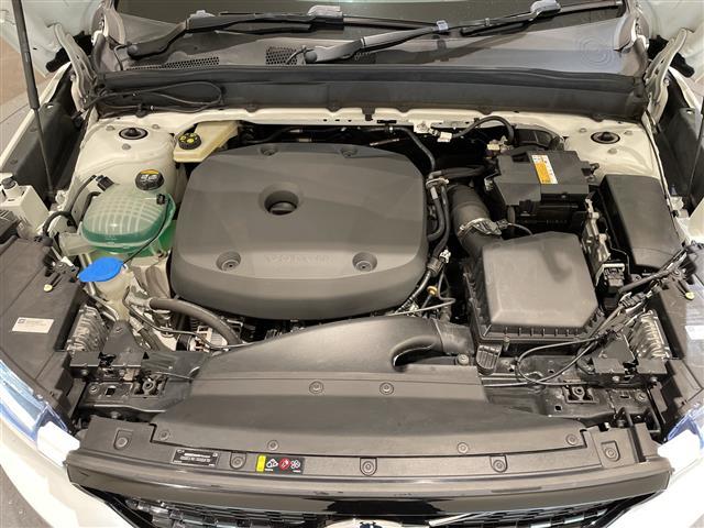 ＸＣ４０ Ｔ４　ＡＷＤ　Ｒデザイン　ワンオーナー　純正ＨＤＤナビ【ＢＴ／フルセグＴＶ／ＦＭ／ＡＭ／Ａｐｐｌｅｃａｒｐｌａｙ】ハーマンカードンスピーカー　全方位／フロント／両サイド／バックカメラ　ドライブレコーダー（23枚目）