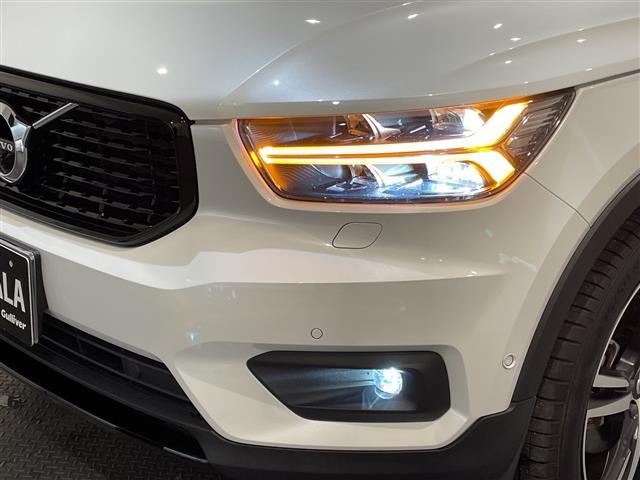 ＸＣ４０ Ｔ４　ＡＷＤ　Ｒデザイン　ワンオーナー　純正ＨＤＤナビ【ＢＴ／フルセグＴＶ／ＦＭ／ＡＭ／Ａｐｐｌｅｃａｒｐｌａｙ】ハーマンカードンスピーカー　全方位／フロント／両サイド／バックカメラ　ドライブレコーダー（35枚目）