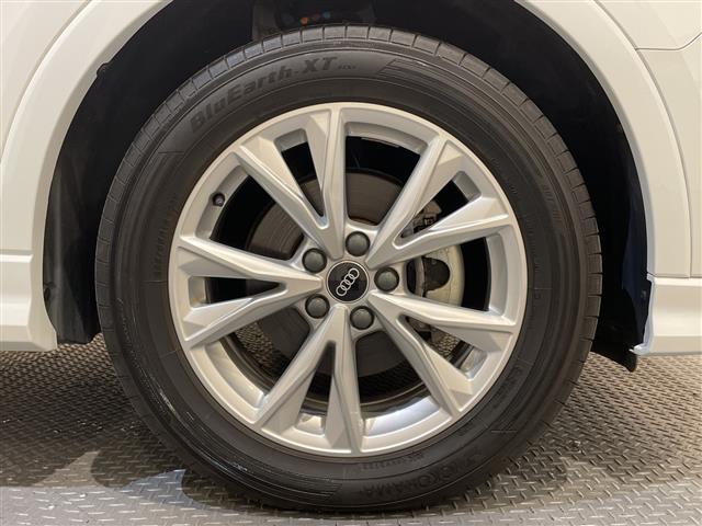 Ｑ３ ３５ＴＤＩクワトロ　Ｓライン　ベーシックパッケージ　シートヒーター（フロント）　シート電動調整機能（フロント）　ステアリングホイール　３スポークレザー　マルチファンクション　パドルシフトフラットボトム（39枚目）