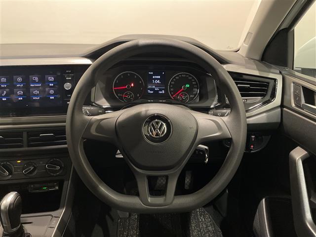 ポロ ＴＳＩトレンドライン　Ｂｌｕｅｔｏｏｔｈ／ＣＤプレイヤー／ＡＭ／ＦＭ　クルーズコントロール　ドライブレコーダー　Ａｐｐｌｅ　ｃａｒ　ｐｌａｙ　プリクラッシュブレーキシステム（7枚目）