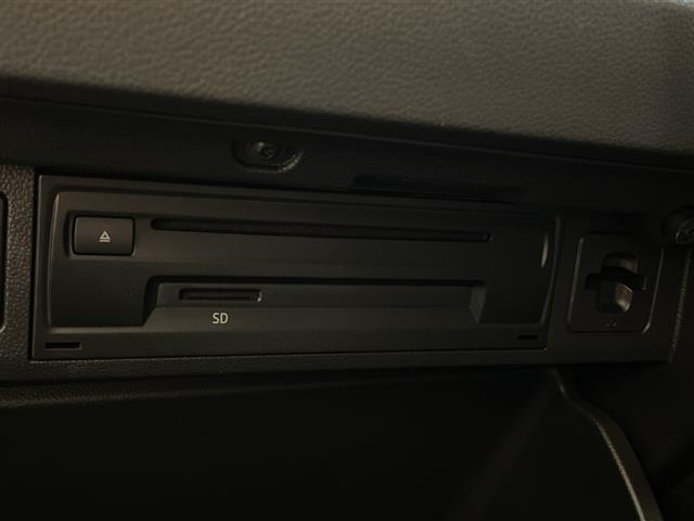 ポロ ＴＳＩトレンドライン　Ｂｌｕｅｔｏｏｔｈ／ＣＤプレイヤー／ＡＭ／ＦＭ　クルーズコントロール　ドライブレコーダー　Ａｐｐｌｅ　ｃａｒ　ｐｌａｙ　プリクラッシュブレーキシステム（8枚目）