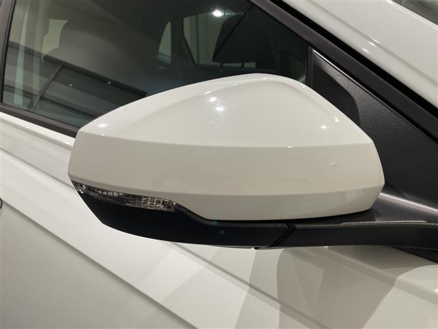 ポロ ＴＳＩトレンドライン　Ｂｌｕｅｔｏｏｔｈ／ＣＤプレイヤー／ＡＭ／ＦＭ　クルーズコントロール　ドライブレコーダー　Ａｐｐｌｅ　ｃａｒ　ｐｌａｙ　プリクラッシュブレーキシステム（33枚目）