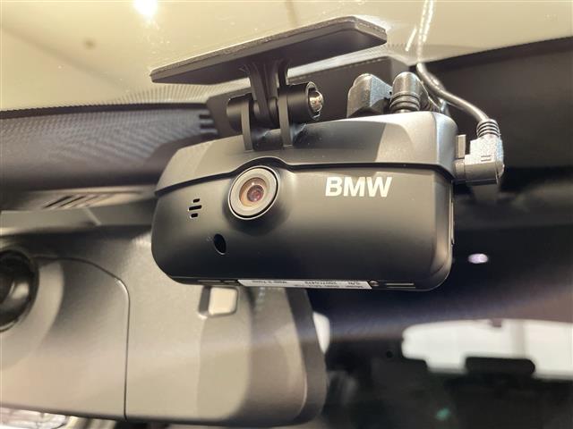 １シリーズ １１８ｉ　Ｍスポーツ　ｉＤｒｉｖｅナビゲーションパッケージ　コンフォートパッケージ　アダプティブクルーズコントロール　レーンキピングアシスト　ＬＥＤヘッドライト　コーナーセンサー　ブラインドスポットアシスト　ＥＴＣ（3枚目）