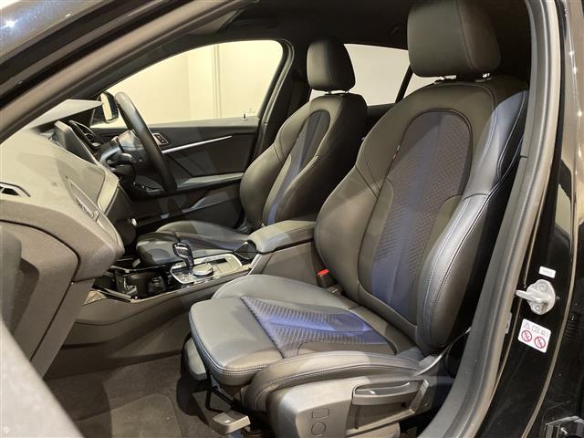 １シリーズ １１８ｉ　Ｍスポーツ　ｉＤｒｉｖｅナビゲーションパッケージ　コンフォートパッケージ　アダプティブクルーズコントロール　レーンキピングアシスト　ＬＥＤヘッドライト　コーナーセンサー　ブラインドスポットアシスト　ＥＴＣ（18枚目）