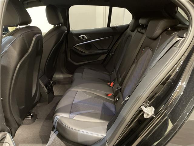 １シリーズ １１８ｉ　Ｍスポーツ　ｉＤｒｉｖｅナビゲーションパッケージ　コンフォートパッケージ　アダプティブクルーズコントロール　レーンキピングアシスト　ＬＥＤヘッドライト　コーナーセンサー　ブラインドスポットアシスト　ＥＴＣ（21枚目）