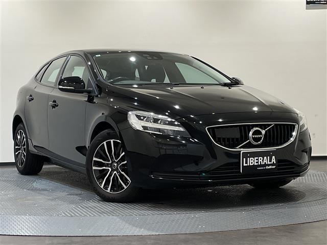 Ｖ４０ Ｔ２　キネティック　アイドリングストップ．ＥＴＣ．Ｂｌｕｅｔｏｏｔｈ．ＡＢＳ．ＵＳＢ．ｉＰｏｄ．クルーズコントロール．ＨＤＤナビ．純正フロアマット．レーンキープアシスト．オートライト．コーナーセンサー後．ＢＬＩＳ．（25枚目）