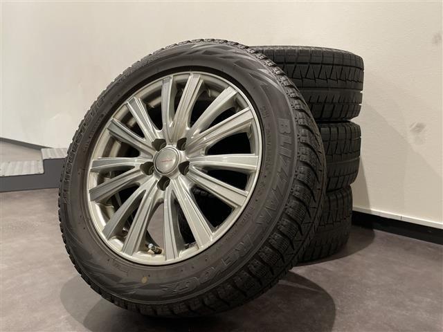 インプレッサスポーツ １．６ｉ－Ｌアイサイト　プラウドエディション　アイドリングストップ．ＥＴＣ．Ｂｌｕｅｔｏｏｔｈ．ＡＢＳ．クルーズコントロール．バックカメラ．パドルシフト．フルセグＴＶ．レーンキープアシスト．横滑り防止装置．オートライト．ＳＤナビ．純正フロアマット（41枚目）