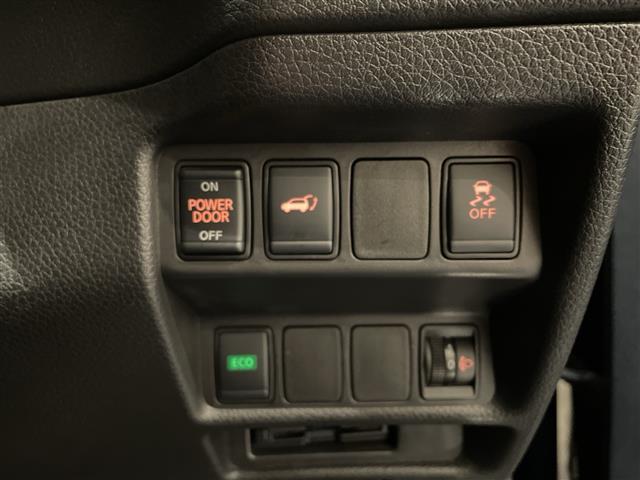 エクストレイル ２０Ｘｉ　ハイブリッド　レザーエディション　ワンオーナー　ＶＤＣ（ビークルダイナミクスコントロール）アドバンスドヒルディセントコントロール（速度設定機能付）レーンアシスト　パワーシート（前席）シートヒーター（10枚目）