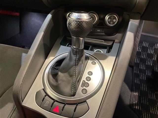 ＴＴクーペ １．８ＴＦＳＩ　Ｓラインパッケージ　Ｓ－ｌｉｎｅパッケージ　ＢＩＬＳＴＥＩＮ車高調　ＳＤナビゲーションシステム　Ｂｌｕｅｔｏｏｔｈ　ＣＤ／ＤＶＤ（13枚目）