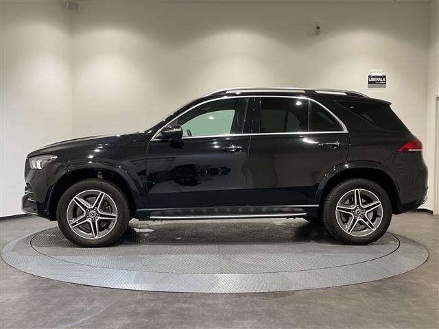 ＧＬＥ ＧＬＥ４００ｄ　４マチックスポーツ　レザーエクスクルーシブパッケージ　ナッパレザー本革シート　シートベンチレーション　Ｂｕｒｍｅｓｔｅｒサウンドシステム　ヘッドアップディスプレイ　マルチビームＬＥＤヘッドライト　アダプティブハイビーム＋（33枚目）