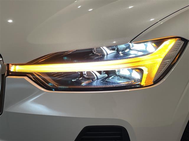 ＸＣ６０ アルティメット　Ｂ５　ＡＷＤ　パノラマサンルーフ　純正ナビ　Ｂｌｕｅｔｏｏｔｈ　３６０°カメラ　茶革　パワーシート　シートヒーター　パワーバックドア　コーナーセンサー　純正１９インチアルミホイール　ＬＥＤヘッドライト　ＥＴＣ（37枚目）