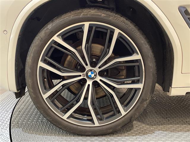 Ｘ３ ｘＤｒｉｖｅ　２０ｄ　Ｍスポーツ　ハイライン・パッケージ　ランバー・サポート（運転席＆助手席、電動調節式）　リヤ・シート・ヒーティングフロント　シートヒーティング　ヴァーネスカ　レザーシート　アンビエントライト（23枚目）