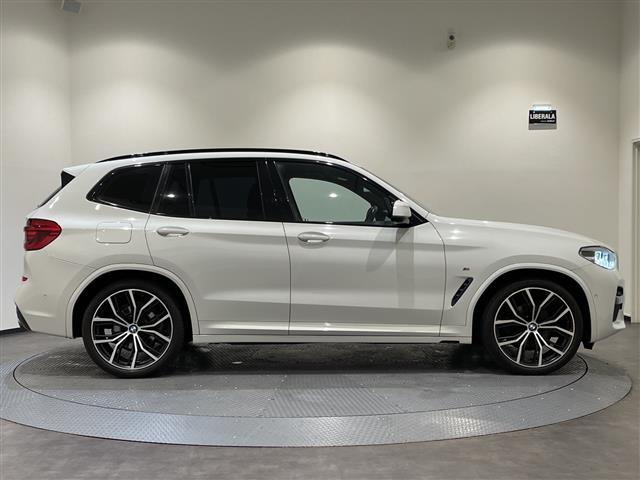 Ｘ３ ｘＤｒｉｖｅ　２０ｄ　Ｍスポーツ　ハイライン・パッケージ　ランバー・サポート（運転席＆助手席、電動調節式）　リヤ・シート・ヒーティングフロント　シートヒーティング　ヴァーネスカ　レザーシート　アンビエントライト（35枚目）