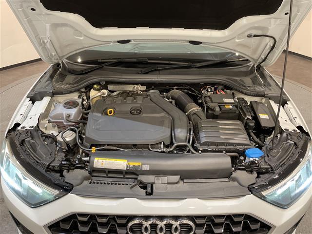 Ａ１スポーツバック ３５ＴＦＳＩ　アドバンスド　ナビゲーションパッケージ　ＭＭＩナビゲーションシステム　バーチャルコックピット　Ｂｌｕｅｔｏｏｔｈ　コントラストルーフ　コンビニエンスパッケージ　アドバンストキー　リヤビューカメラ（23枚目）