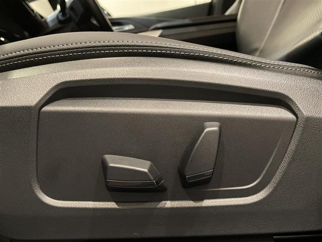 2シリーズ 218iアクティブツアラー エクスクルーシブ シートヒーター(前席)ドライビング・アシスト・プラス:ACC/アクティブ・クルーズ・コントロール(ストップ&ゴー機能付)ステアリング&レーン・コントロール・アシスト(10枚目)