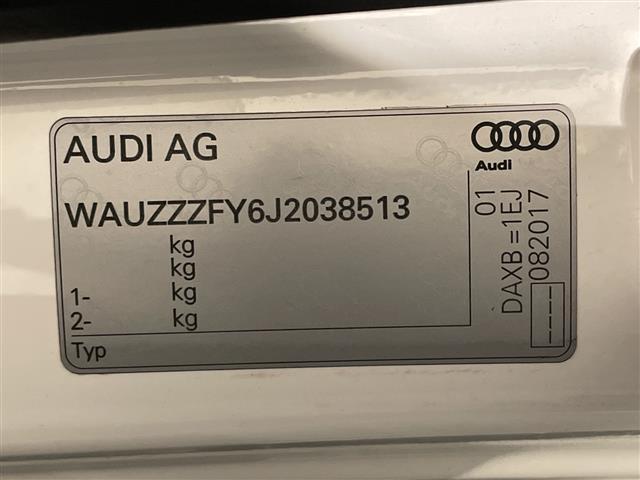 Ｑ５ ２．０ＴＦＳＩクワトロ　レザーパッケージ　フロントシート　リヤシート　ヘッドレスト　ドアアームレスト　センターアームレスト　デコラティブパネル　オプションタイヤサイズ２５５／４５　Ｒ２０　フロント／リアフロアマット（41枚目）