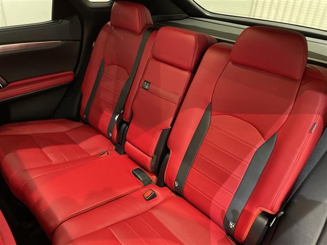 ���x���[���̓K���o�[�O���[�v�̂a�l�v�A�����Z�f�X�x���c�A�A�E�f�B�Ȃǂ̗A���Ԑ��X�ł��B