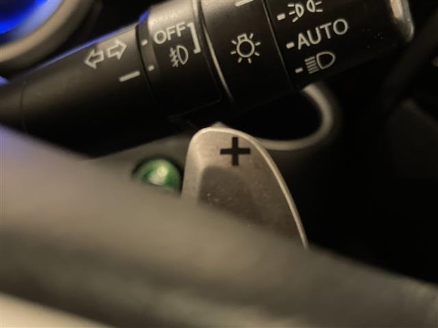 Ｎ－ＢＯＸカスタム Ｇ　ターボＳＳブラックスタイルパッケージ　アイドリングストップ．ＥＴＣ．Ｂｌｕｅｔｏｏｔｈ．ＡＢＳ．クルーズコントロール．バックカメラ．ＳＤナビ．ベンチシート．チップアップシート．純正フロアマット．純正アルミホイール．Ｄ＋Ｎ席シートヒーター．（14枚目）