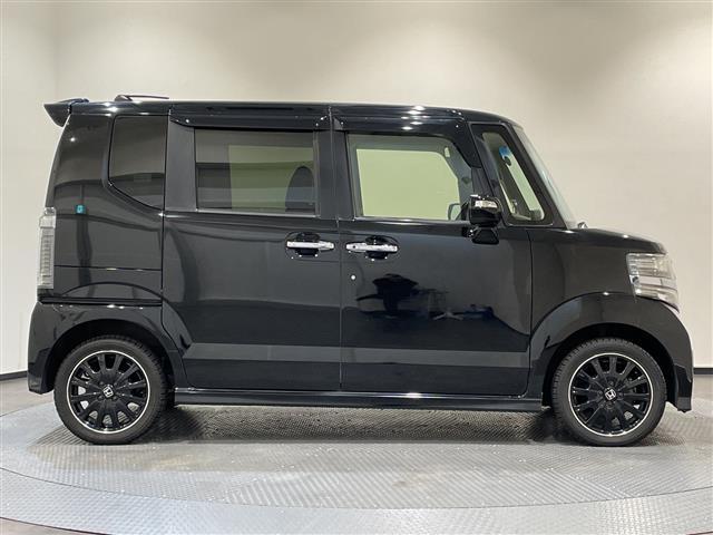 Ｎ－ＢＯＸカスタム Ｇ　ターボＳＳブラックスタイルパッケージ　アイドリングストップ．ＥＴＣ．Ｂｌｕｅｔｏｏｔｈ．ＡＢＳ．クルーズコントロール．バックカメラ．ＳＤナビ．ベンチシート．チップアップシート．純正フロアマット．純正アルミホイール．Ｄ＋Ｎ席シートヒーター．（32枚目）