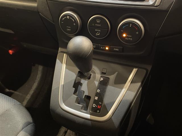 プレマシー ２０Ｃ－スカイアクティブ　アイドリングストップ．ＥＴＣ．Ｂｌｕｅｔｏｏｔｈ．ＡＢＳ．バックカメラ．純正フロアマット．３列シート．ウォークスルー．ＣＤ／ＣＤチェンジャー．両側スライドドア．横滑り防止装置．社外アルミ．布シート（12枚目）