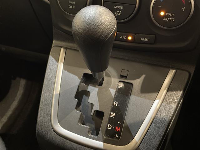 プレマシー ２０Ｃ－スカイアクティブ　アイドリングストップ．ＥＴＣ．Ｂｌｕｅｔｏｏｔｈ．ＡＢＳ．バックカメラ．純正フロアマット．３列シート．ウォークスルー．ＣＤ／ＣＤチェンジャー．両側スライドドア．横滑り防止装置．社外アルミ．布シート（13枚目）