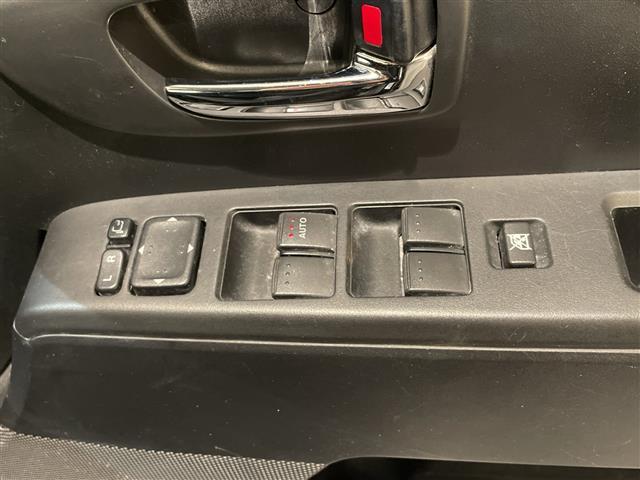 プレマシー ２０Ｃ－スカイアクティブ　アイドリングストップ．ＥＴＣ．Ｂｌｕｅｔｏｏｔｈ．ＡＢＳ．バックカメラ．純正フロアマット．３列シート．ウォークスルー．ＣＤ／ＣＤチェンジャー．両側スライドドア．横滑り防止装置．社外アルミ．布シート（20枚目）