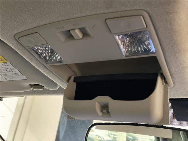 プレマシー ２０Ｃ－スカイアクティブ　アイドリングストップ．ＥＴＣ．Ｂｌｕｅｔｏｏｔｈ．ＡＢＳ．バックカメラ．純正フロアマット．３列シート．ウォークスルー．ＣＤ／ＣＤチェンジャー．両側スライドドア．横滑り防止装置．社外アルミ．布シート（21枚目）