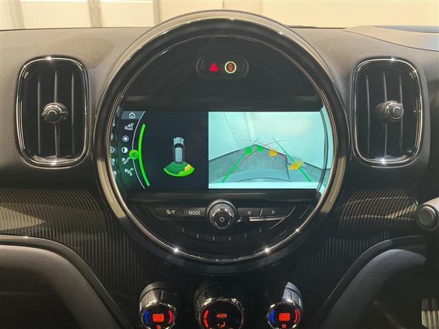 ＭＩＮＩ ジョンクーパーワークス　クロスオーバー　ＪｏｈｎＣｏｏｐｅｒＷｏｒｋｓツインエキゾーストテールパイプ　ＪｏｈｎＣｏｏｐｅｒＷｏｒｋｓサスペンション　ＪｏｈｎＣｏｏｐｅｒＷｏｒｋｓスポーツレザーステアリング　ナビゲーションシステム　ＡＣＣ（12枚目）